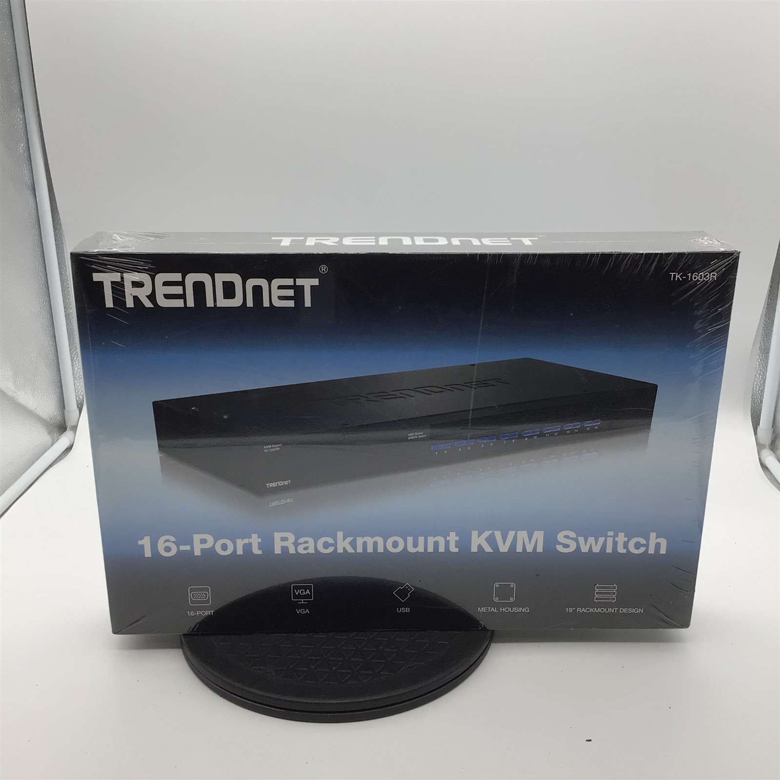 NEW Sealed Trendnet TK-1603R 16-Port Rackmount KVM Switch