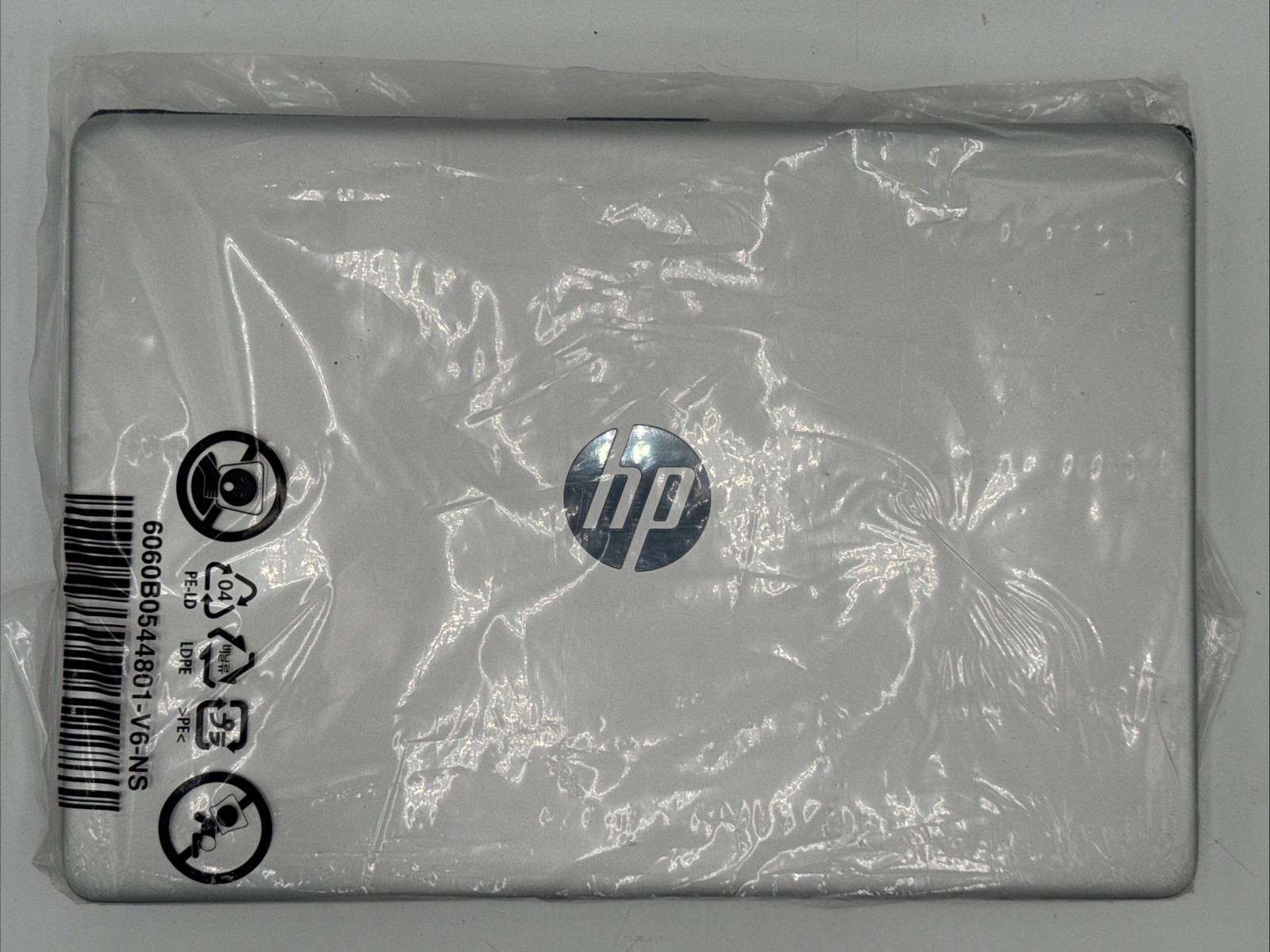 HP Laptop 14-CF2701DS 14" HD LED Celeron N4120 1.1GHz 4GB RAM 64GB eMMC