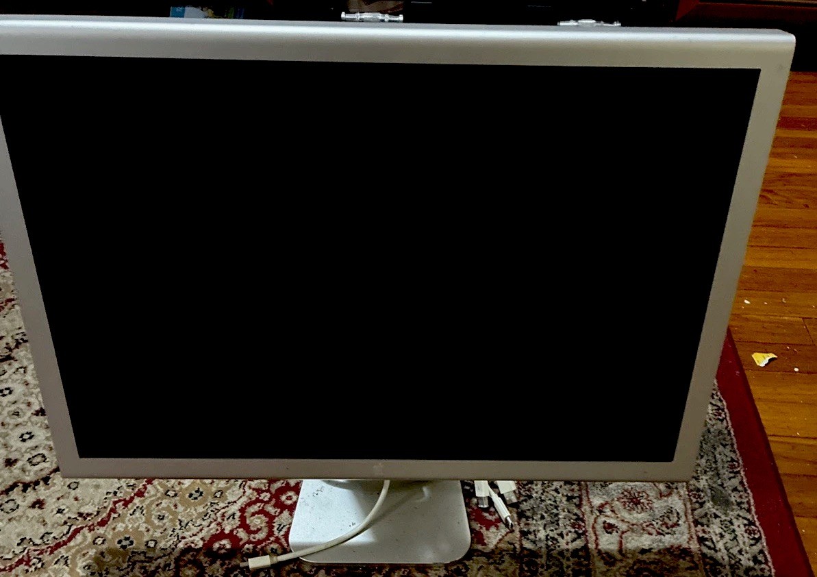 Apple Cinema M9178LL/A 23 inch Aluminum Display - Silver