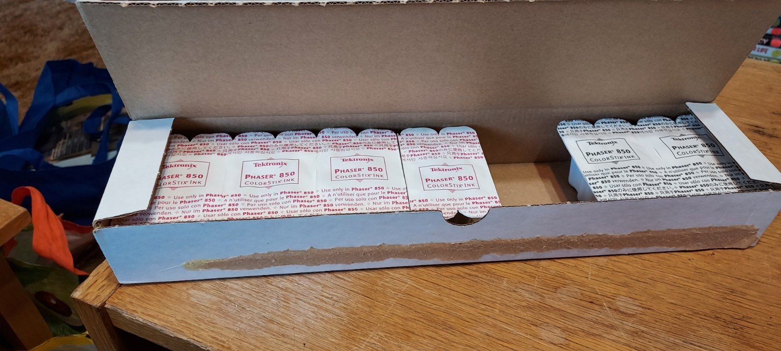Xerox Tektronix Magenta Solid Ink Phaser 840 LOT of 18 sticks TB-76