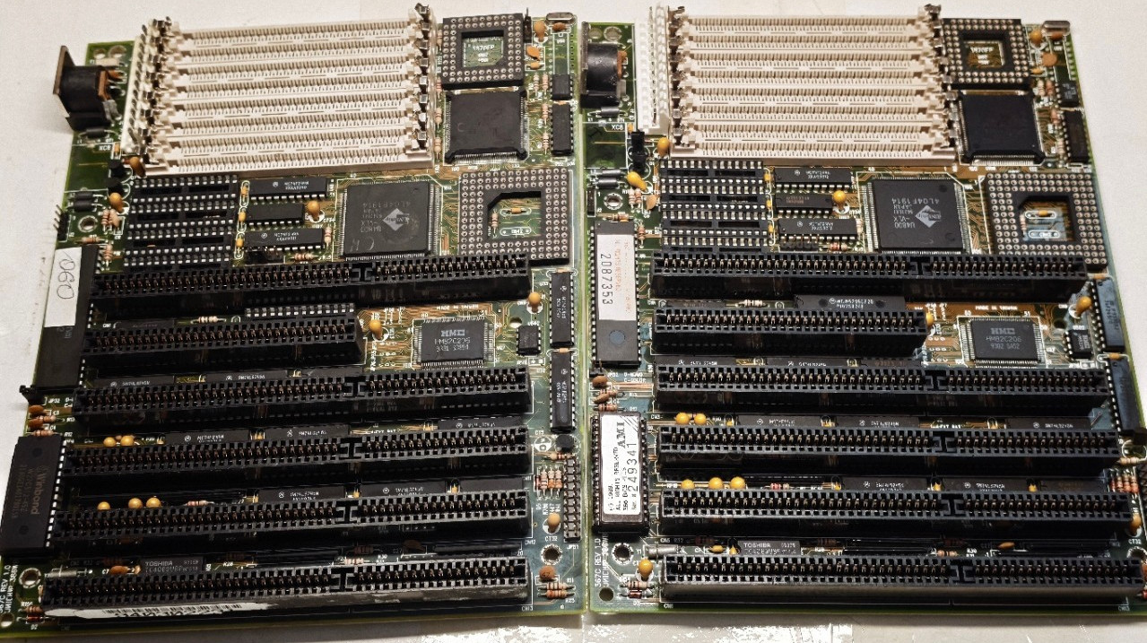 *Restoration LOT*  2x 386 PGA132/68 DataExpert 367C Motherboards w AMD DX-40 CPU