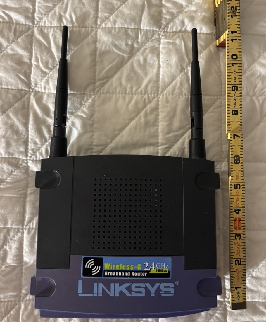 Linksys WRK54G Wireless G Router 2.4GHz Broadband 4 Port Switch Vintage