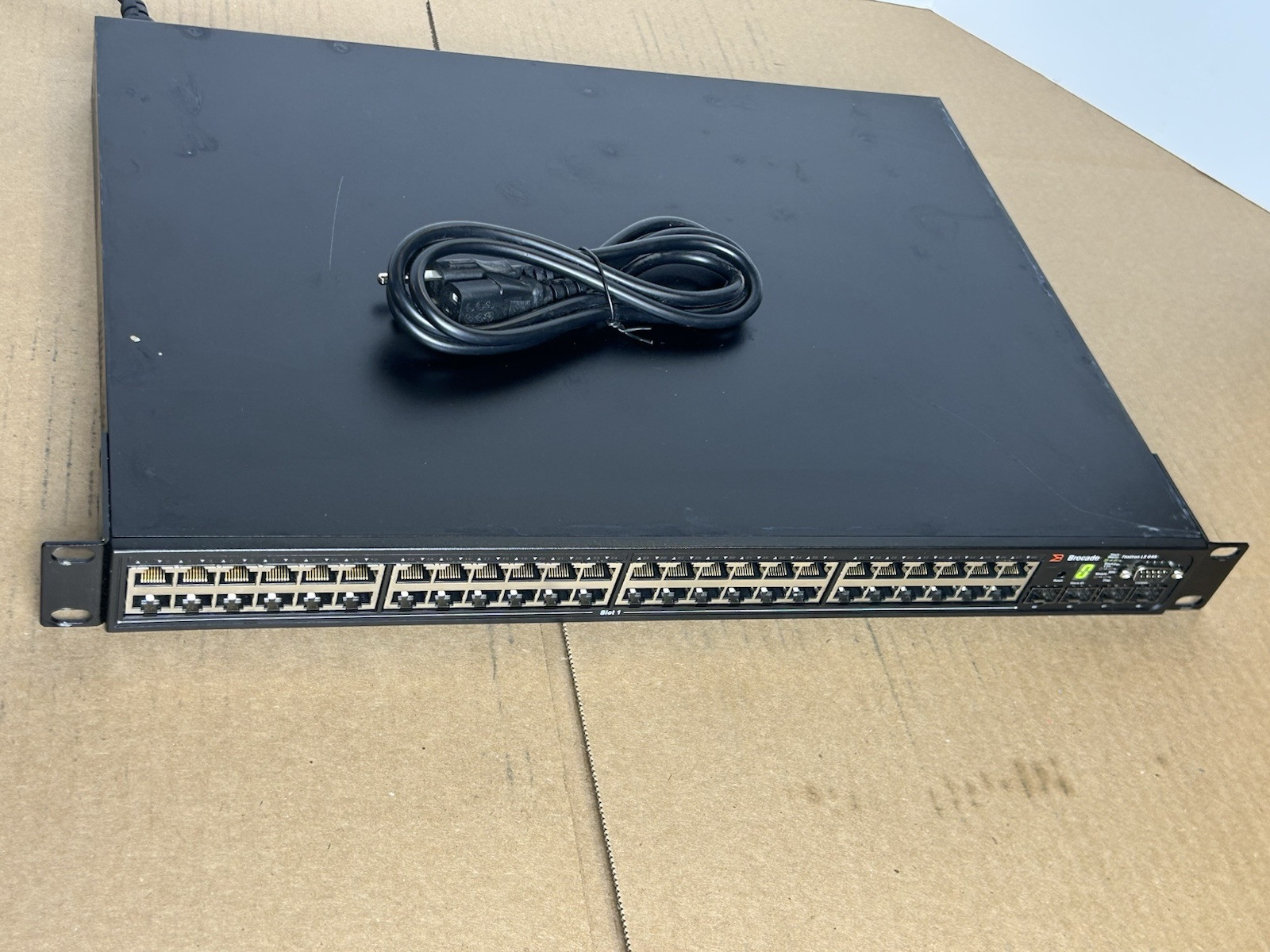 Brocade FLS 648 FLS648 LS 648 10/100/1000 48 Port Gigabit Switch