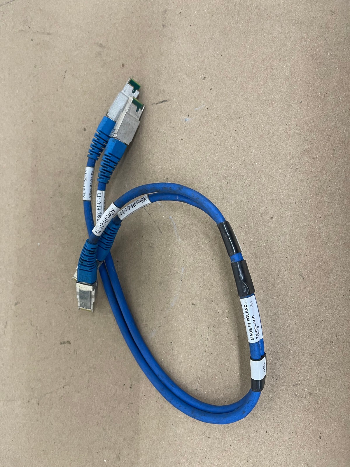 IBM 22R5256 0.6M Cable Set