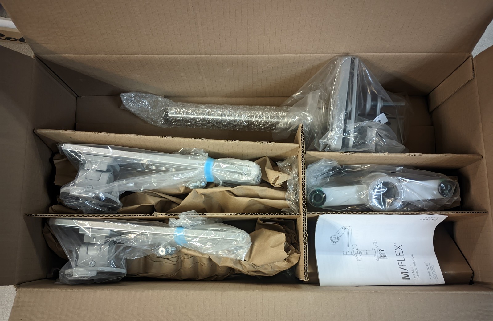 Humanscale MFlex M2.1 Dual Monitor Arm Silver/Grey, 2 Slider 12in post Open Box