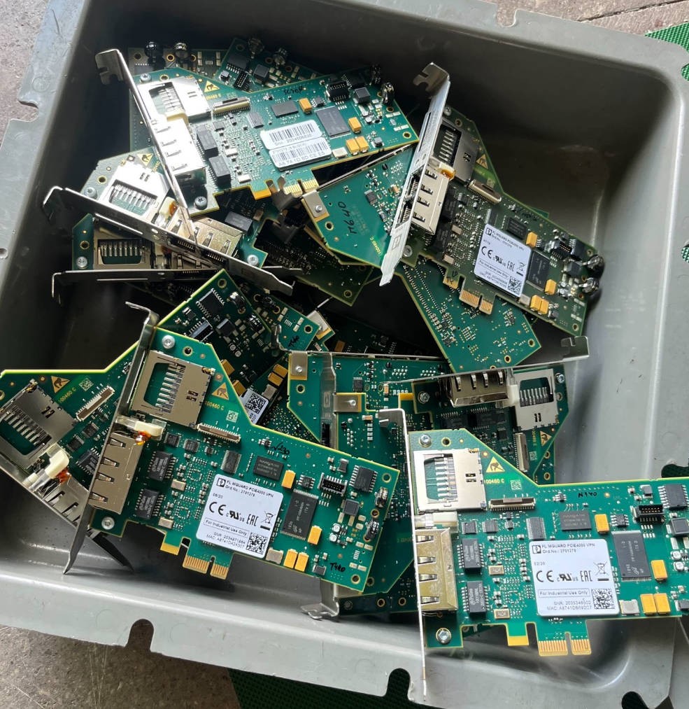 1PCS USED FL MGUARD PCIE4000 VPN 2701278 Fast Shipping By FedEx or DHL