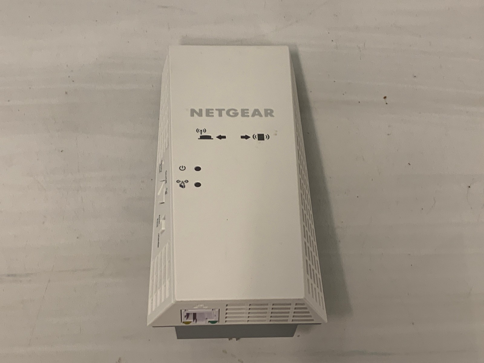 Netgear EX7300 Nighthawk X4 AC2200 Dual-Band WiFi Range Extender Wall Plug