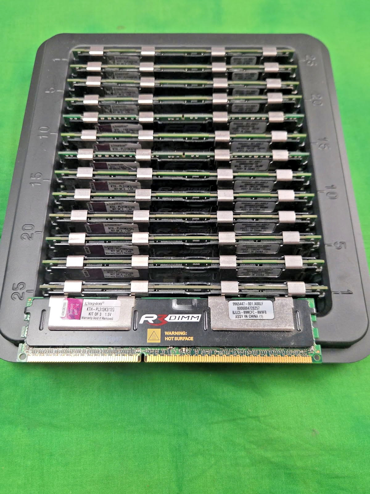 Kingston 4GB 1Rx8 PC3-10600R DDR3-1333 ECC REG Server KTH-PL313K3/12G LOT OF 14