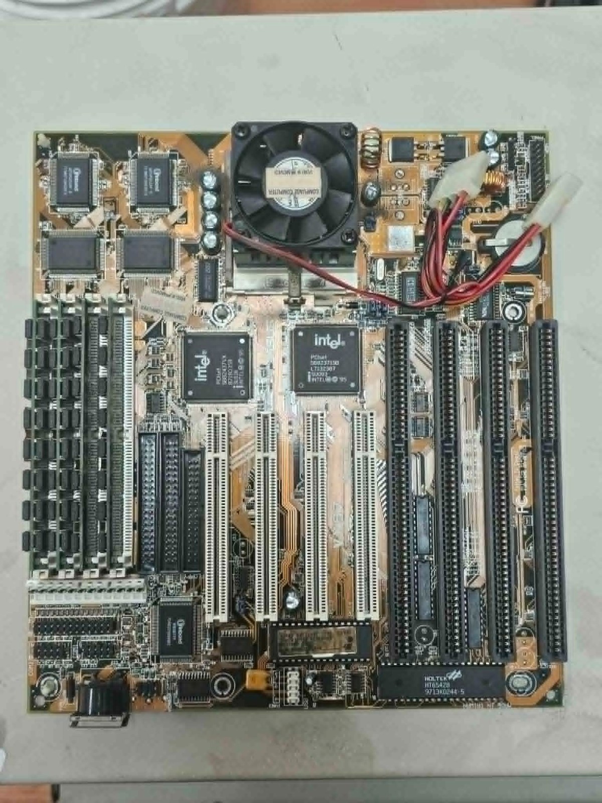 Mainboard Baby-AT ASUS VX97 REV.1.01 200MHZ CPU + SOCKET 7 SIMM PCI ISA 4x RAM