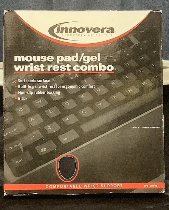 Innovera® Mouse Pad w/Gel Wrist Pad, Nonskid Base, 10-3/8 x 8-7/8, Black
