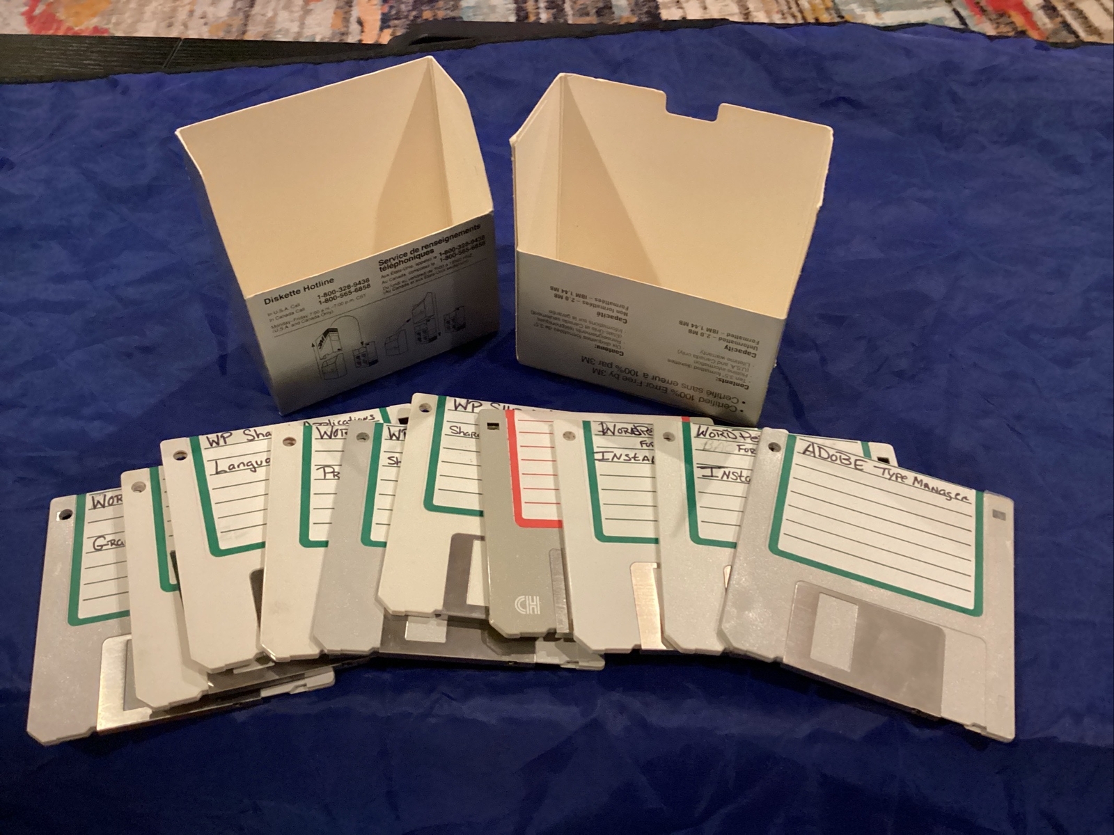 Box Of Ten 3.5 Computer Disks With Data Needs Erased