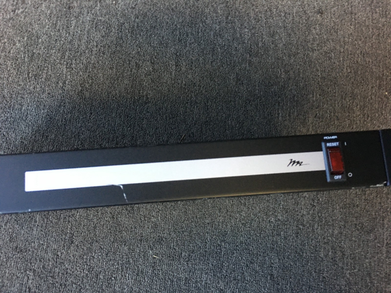 MIDDLE ATLANTIC PD-DC-200-5V 200W used 30 day warranty