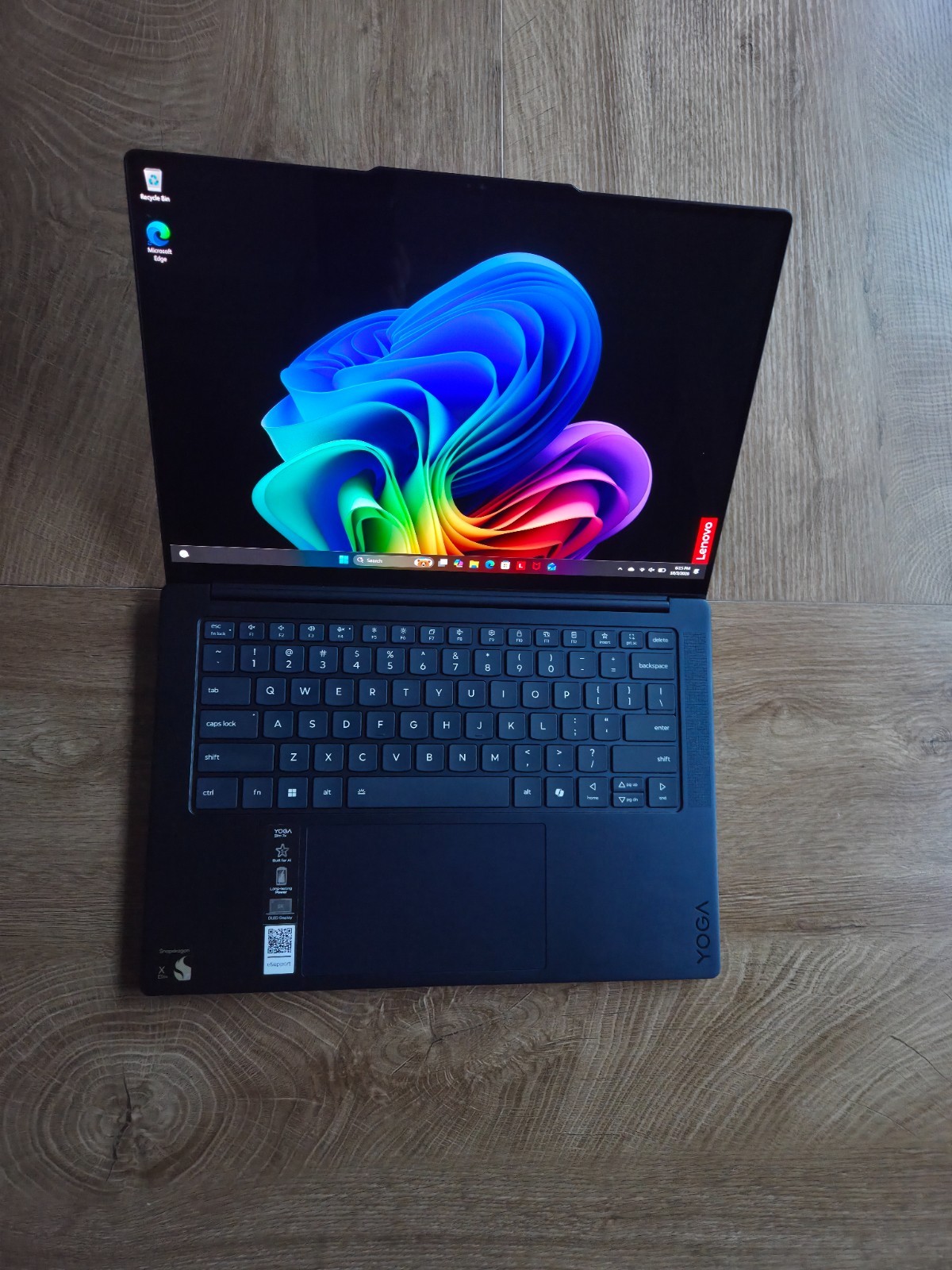 Lenovo Yoga Slim 7x 14.5" 3K OLED TouchScreen Snapdragon X Elite 2024 16GB 512GB