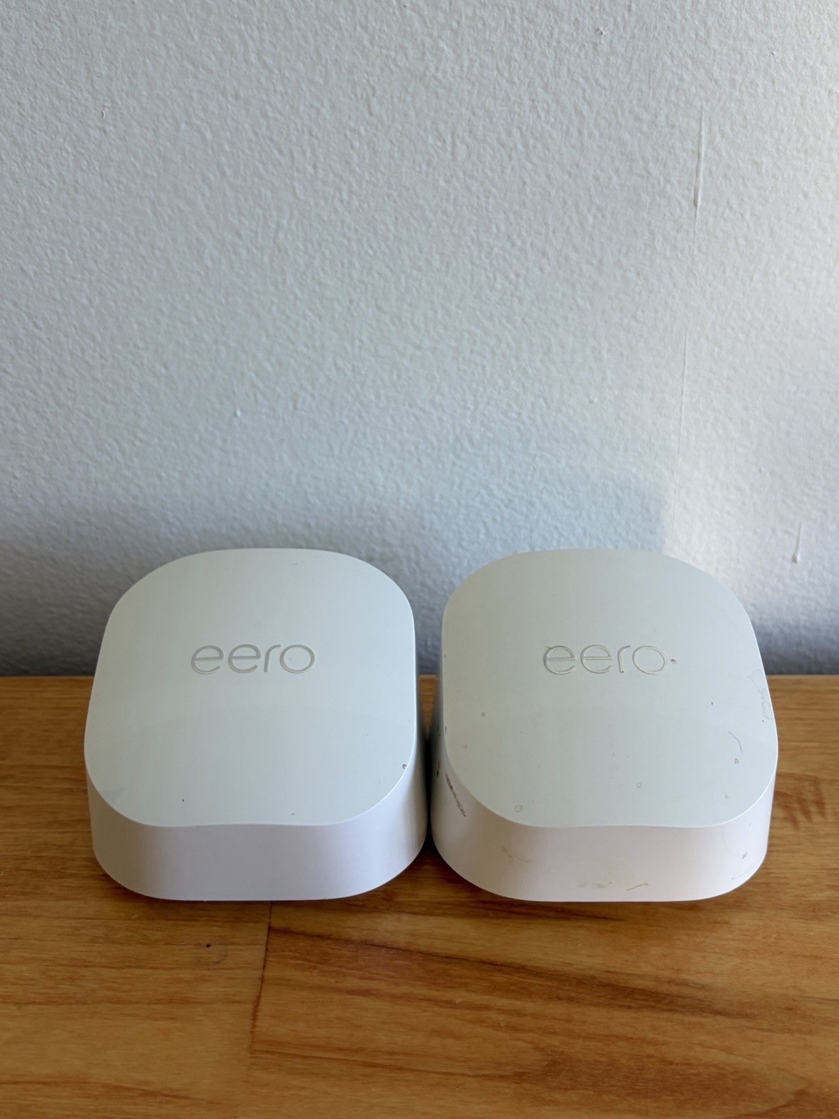 eero 6+ Plus Dual-Band Mesh Wi-Fi 6 Router Model R010001 White Lot Of 2 Untested