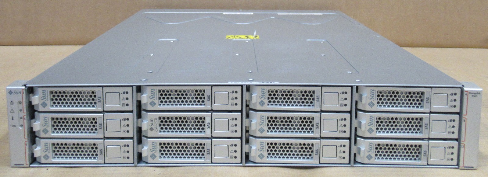 Sun StorageTek 2540 9x 300GB HDD Expansion Disk Array 2x Controller P16102-03-B