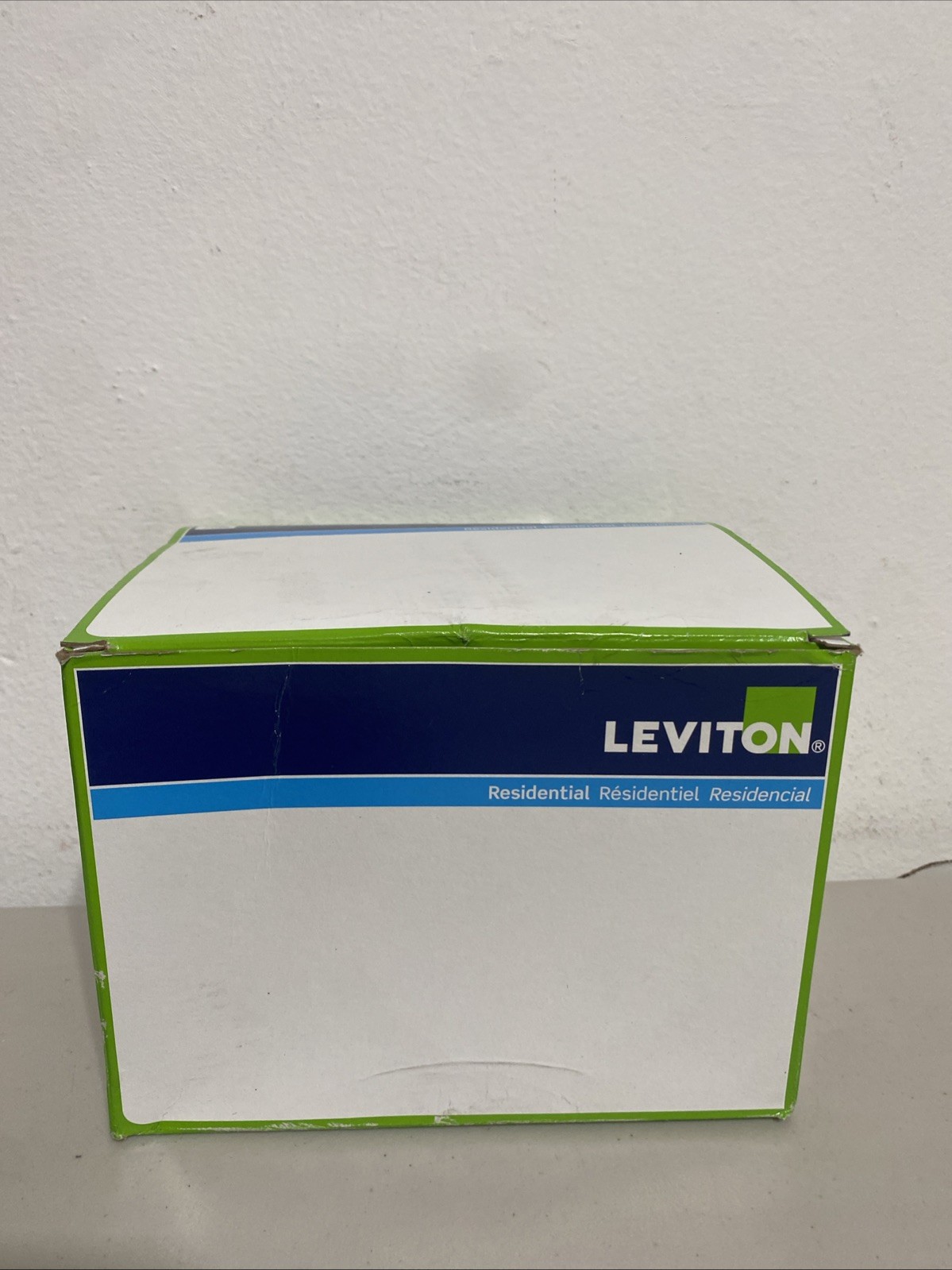 Leviton 88025 2-Gang Blank Wall Pack of 24)