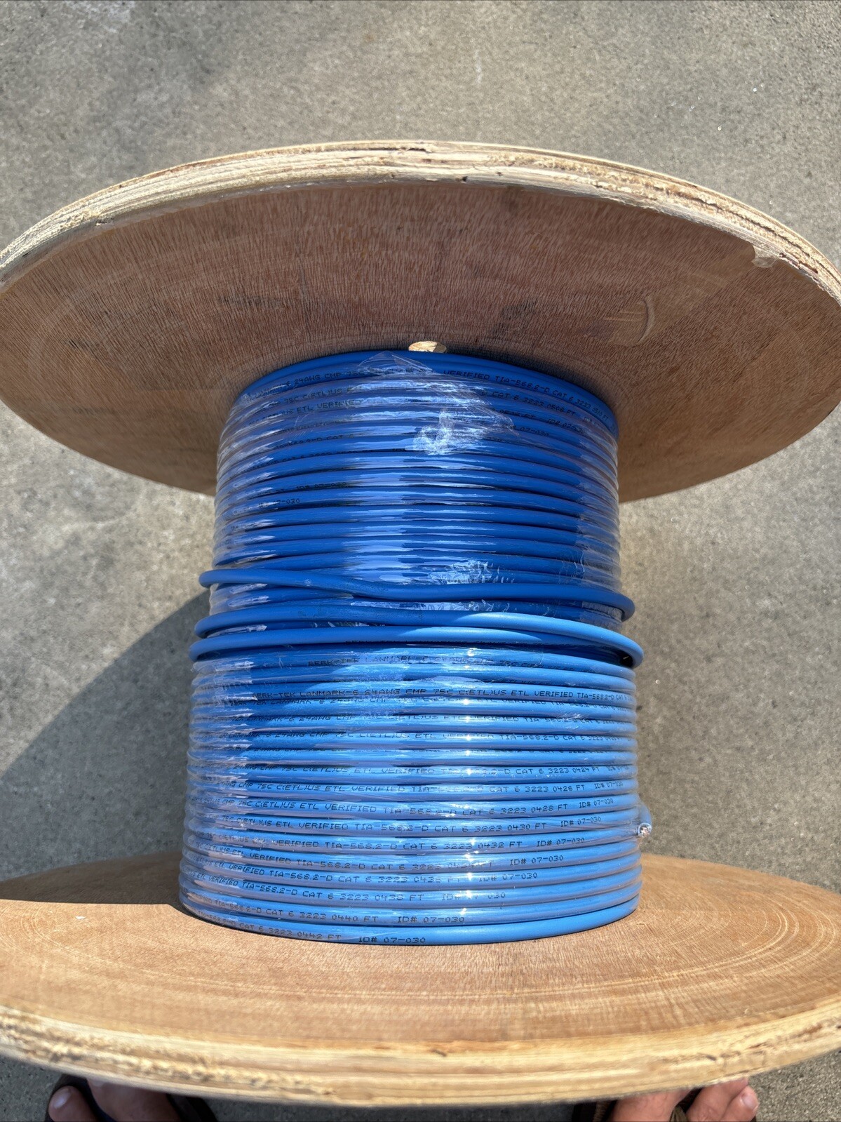 200’ BERK-TEK 24 AWG 4P Solid Blue Lanmark-6 CMP 75C Cat6 Cable Reel TIA-568.2-D