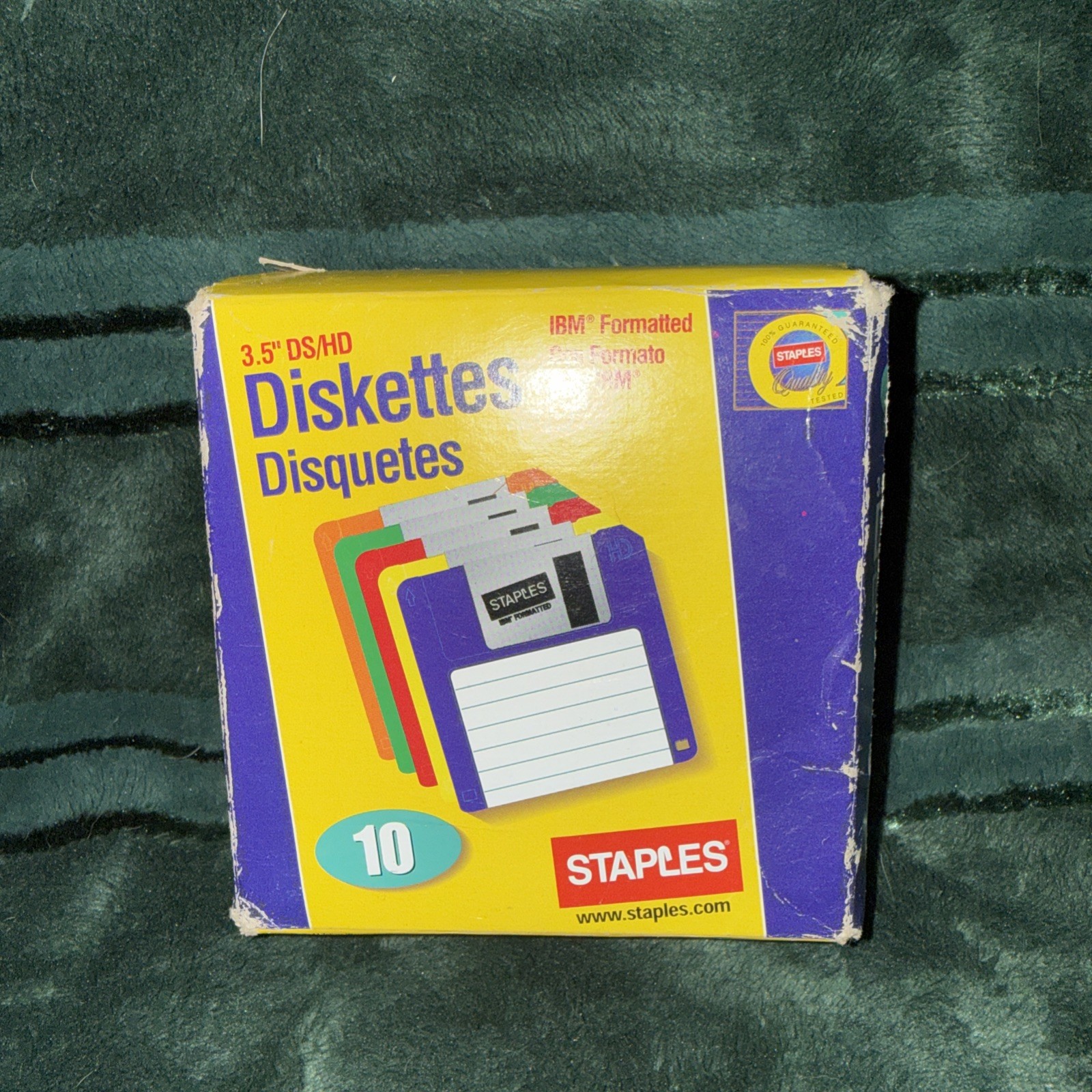 Staples  3.5" 1.44MB Floppy Disks.  Sealed 10 Pack Floppy Diskettes VTG