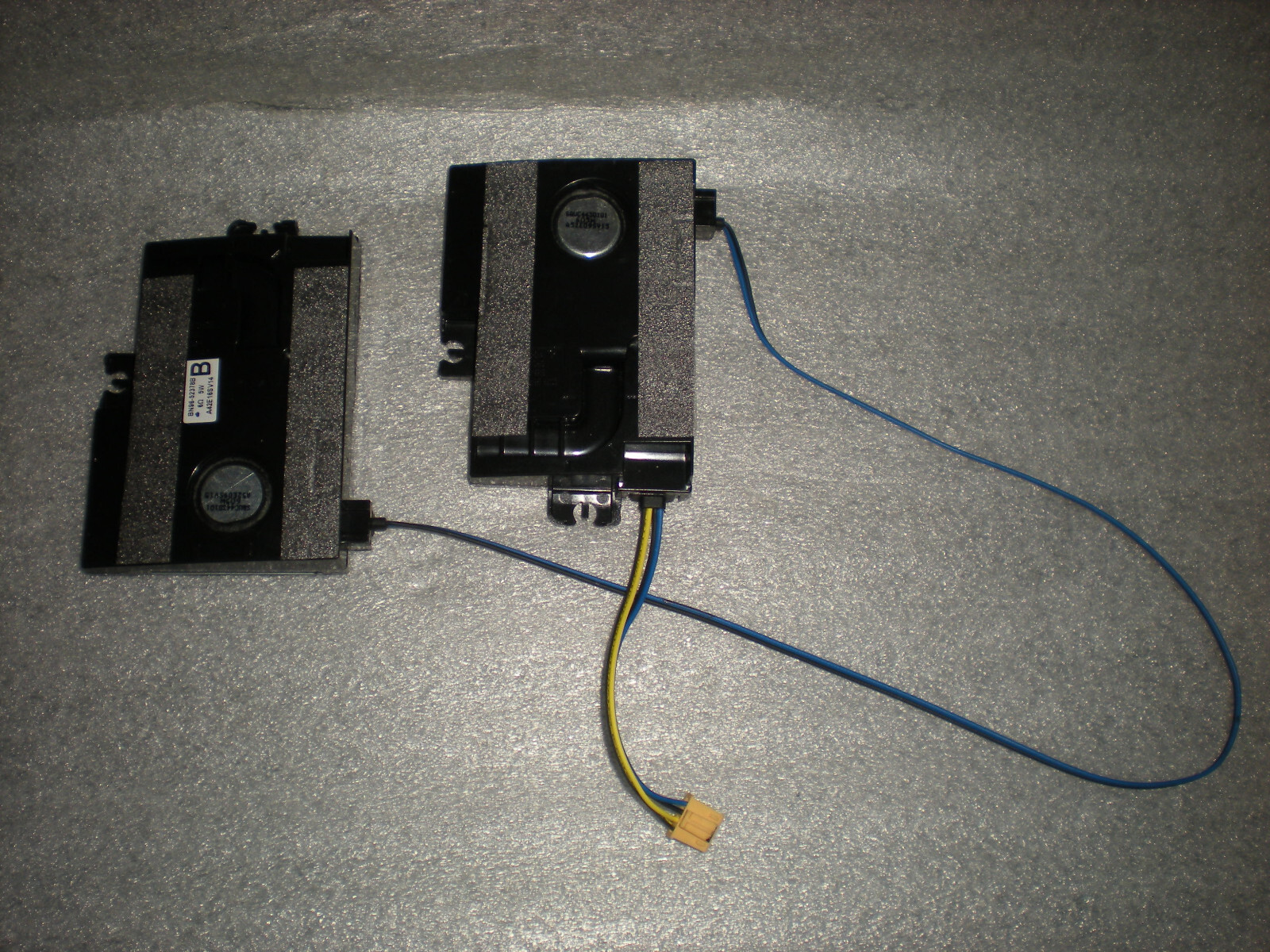 Samsung BN96-52378D Pair OF Speakers Woofers L & R For S32BM500EN 32" Monitor