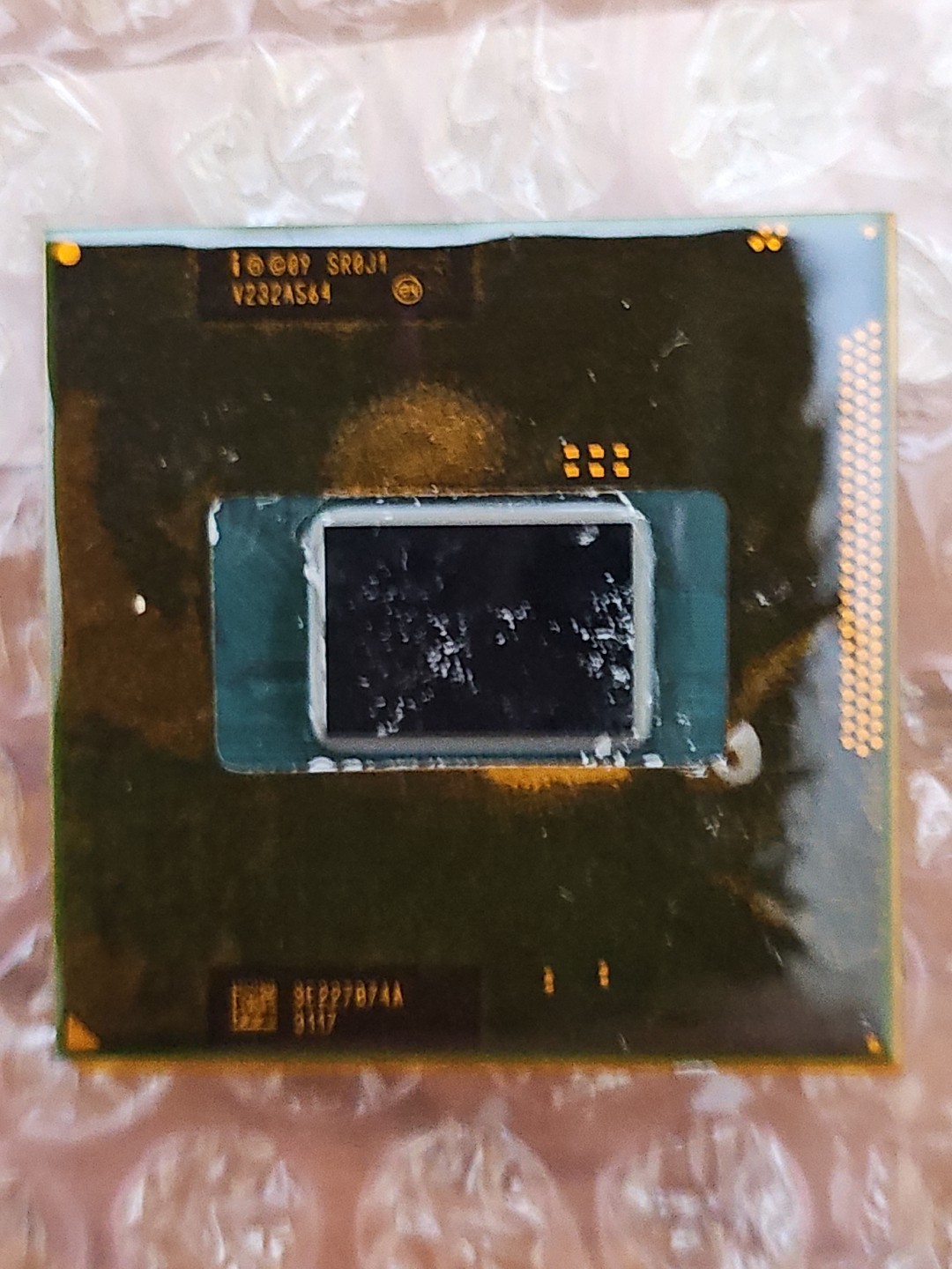 Intel Pentium B960 SR0J1 2.20GHz CPU • Socket G2 rPGA988B