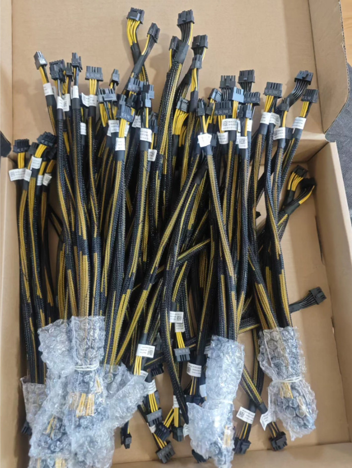 1pcs New DELL R750 R7525 GPU cable12+4 H100 L40 FGTM1 CXV0X 0FGTM1 0CXV0X