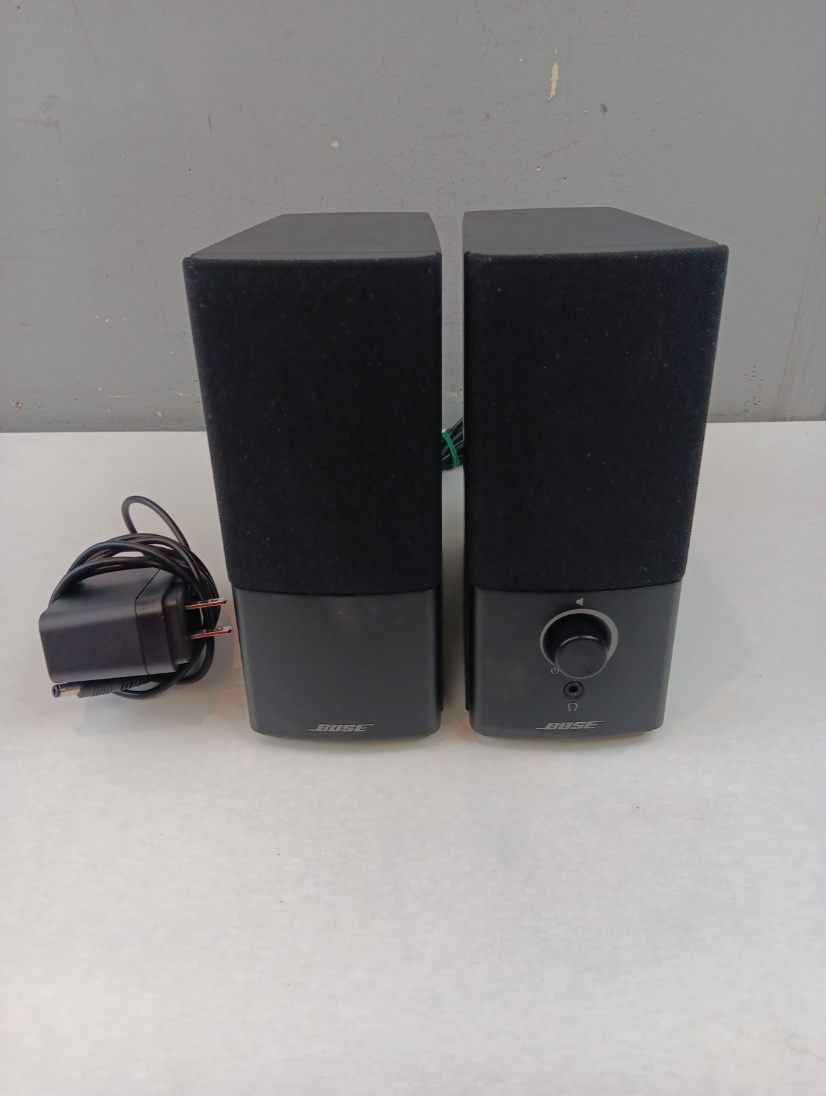Bose Companion 2 Series III Multimedia Speaker System With AC Adapter