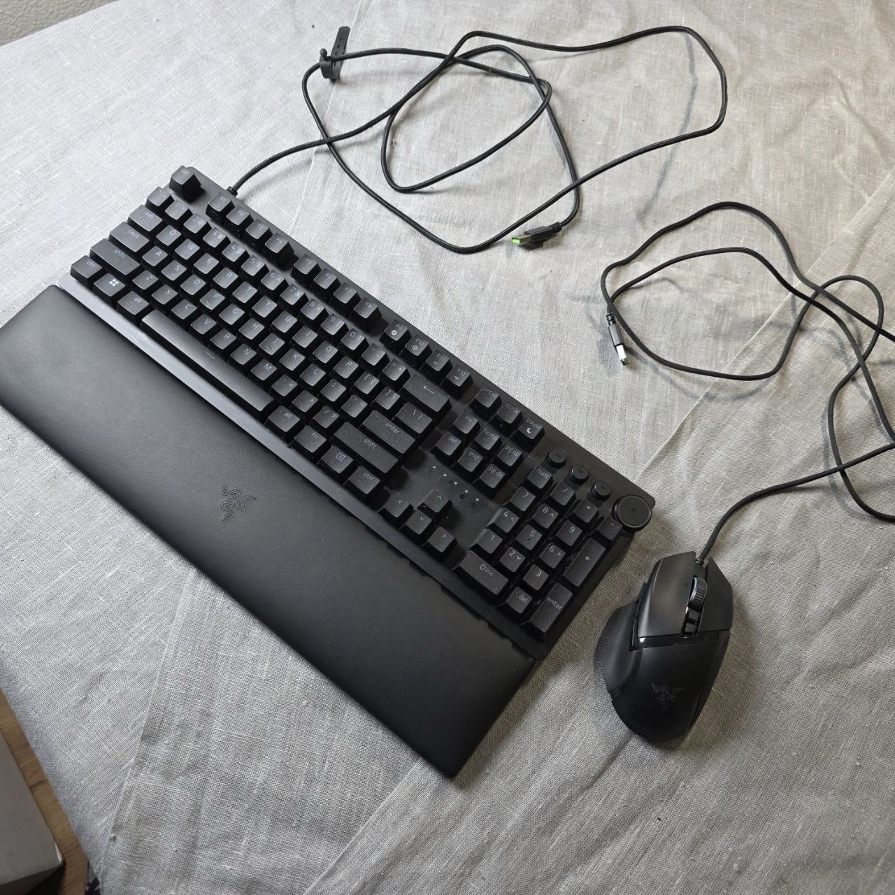 Razer Huntsman V2 Keyboard + Razer V3 Pro Mouse Gaming Set Black