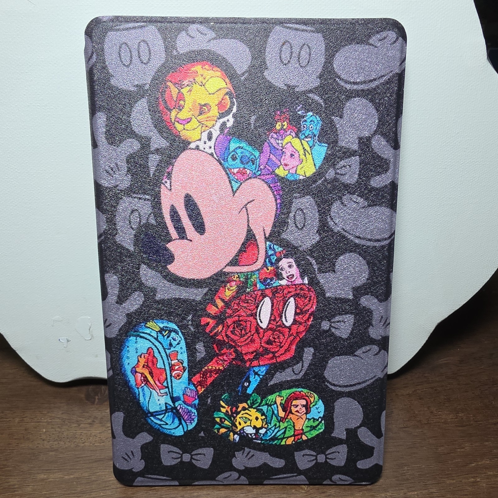 NEW Mickey Mouse Trendy Case 5.5”x8.5”  Kindles/Tablets 6/7" screens