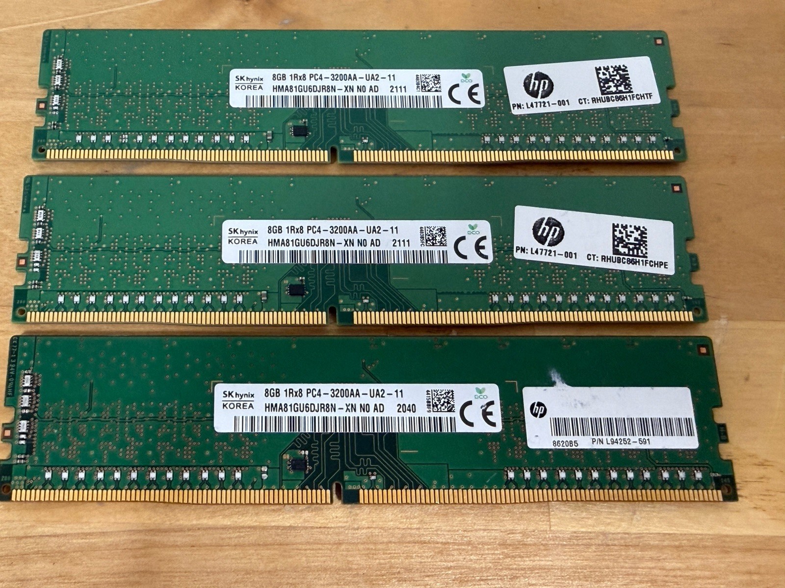 Lot of 3 - SK hynix 8GB PC4-3200AA DDR4 288-Pin DIMM Non-ECC HMA81GU6DJR8N-XN