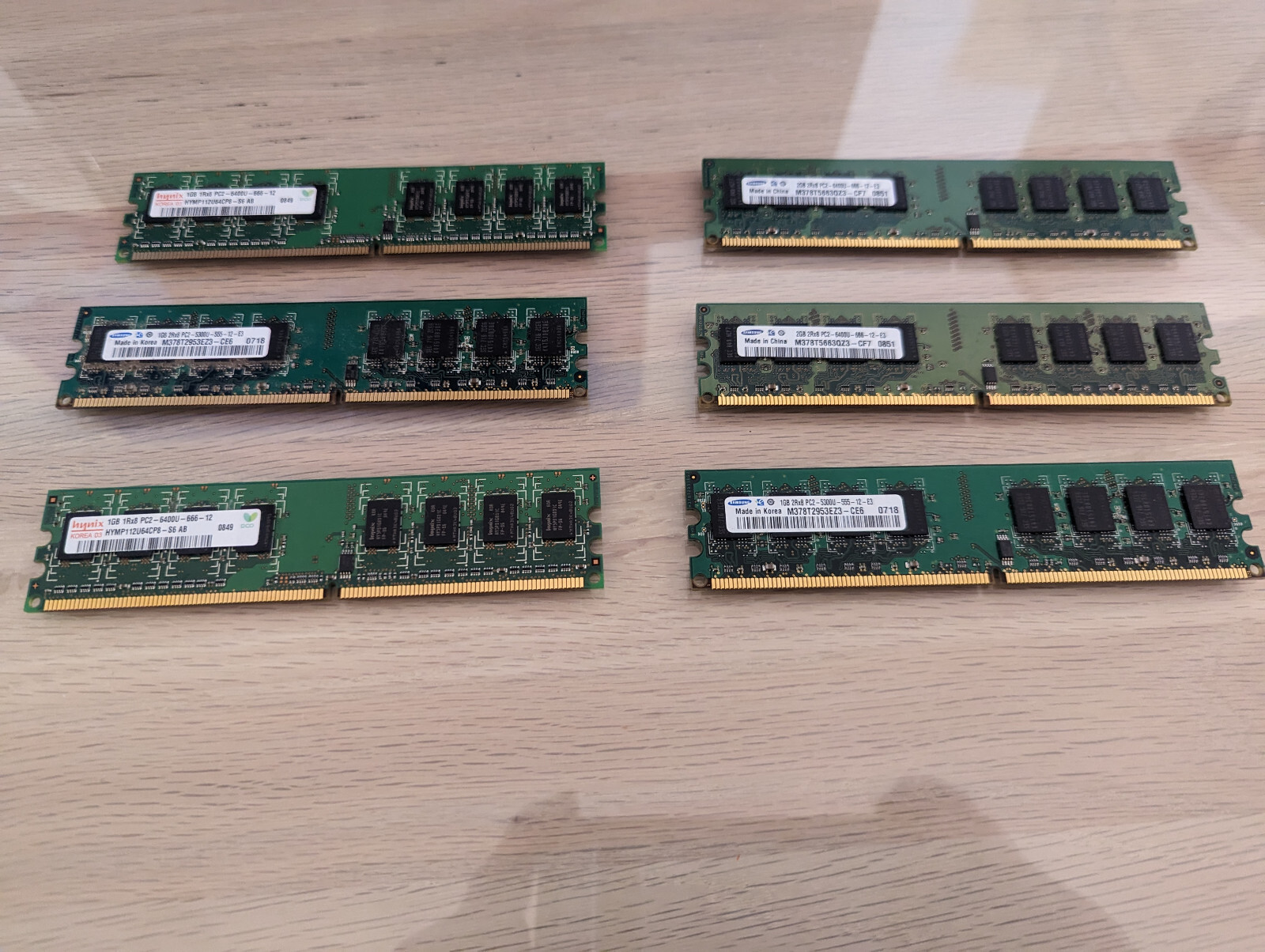 Lot of 6 Mixed Samsung Hynix  DDR2 Desktop Memory 8GB Total RAM x4 1GB x2 2GB