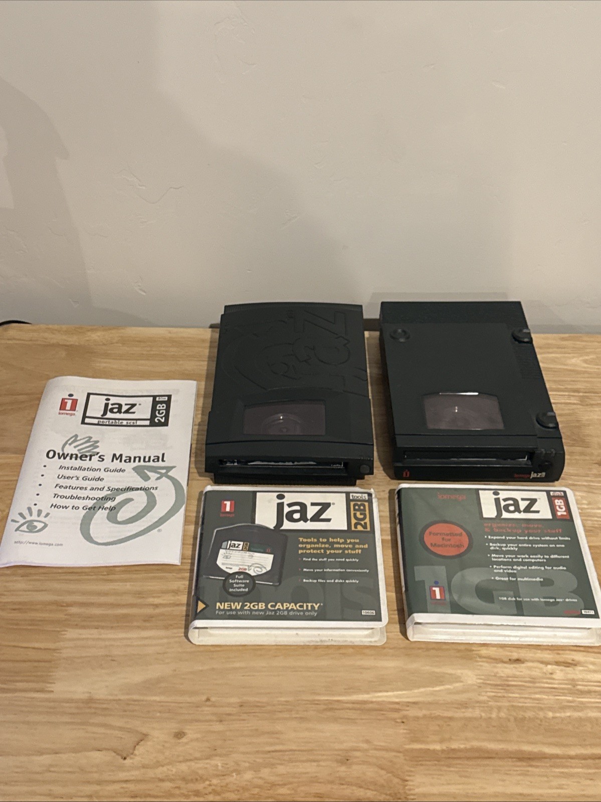Lot Iomega Jaz 2GB V2000s v1000s 1gb Ultra SCSI Drives Without Power Cords
