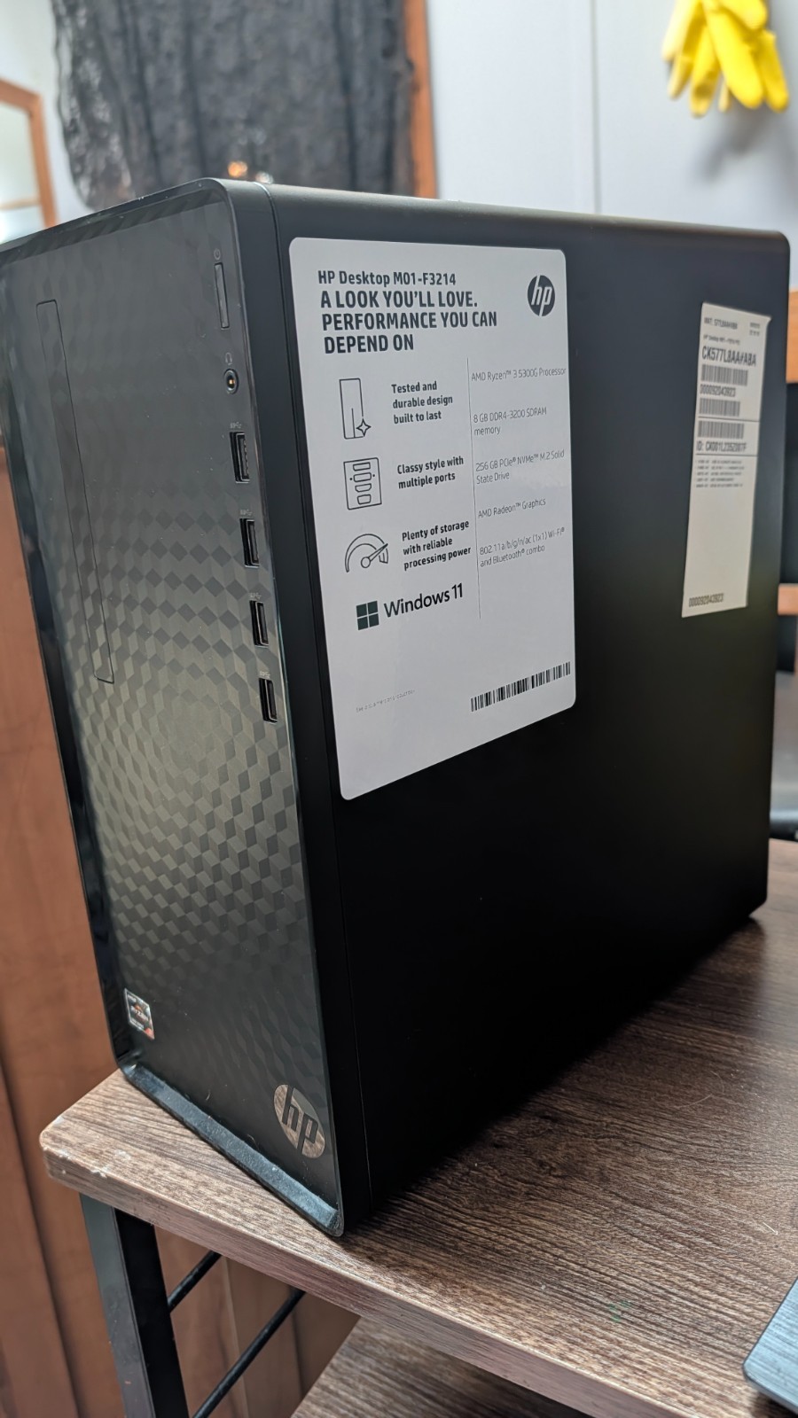  HP Desktop M01-F3214 PC AMD Ryzen 3   Acer 24" Widescreen 1080p Monitor Bundle