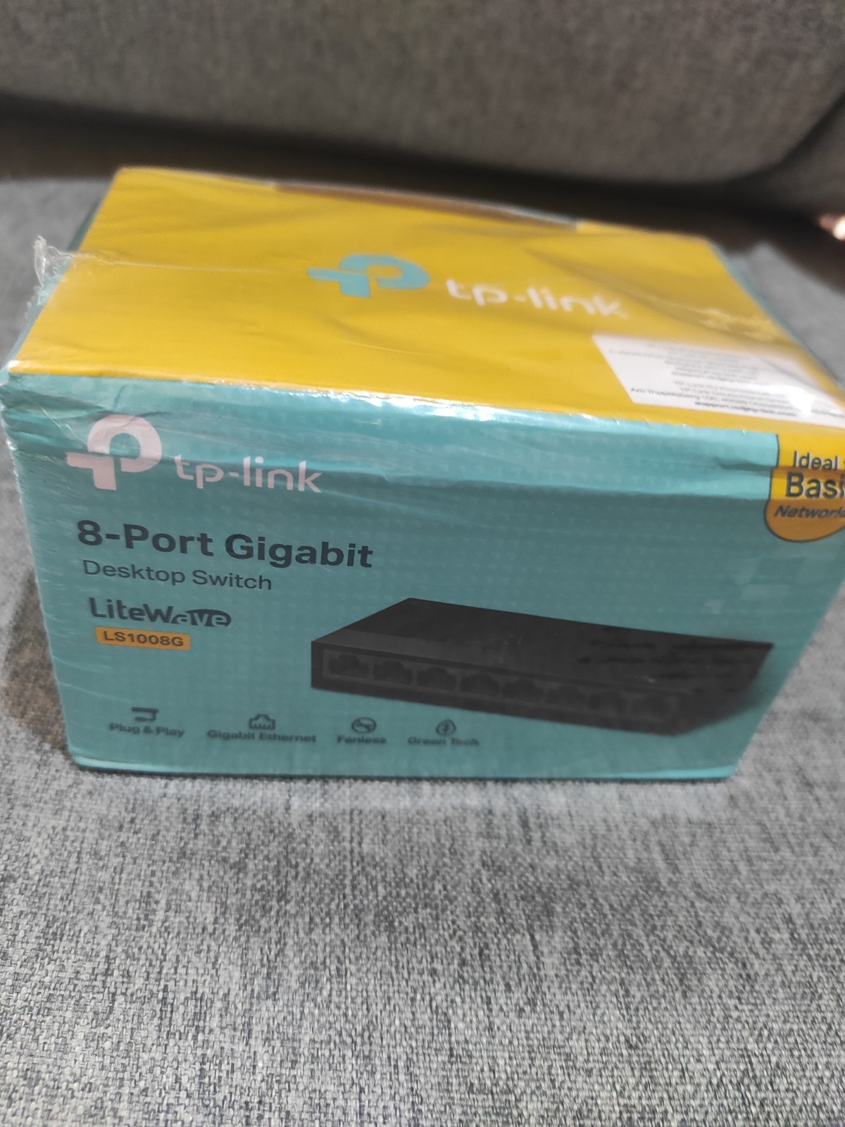 TP-Link 8 Port Gigabit Desktop Switch - LS1008G, Brand New , Sealed Box
