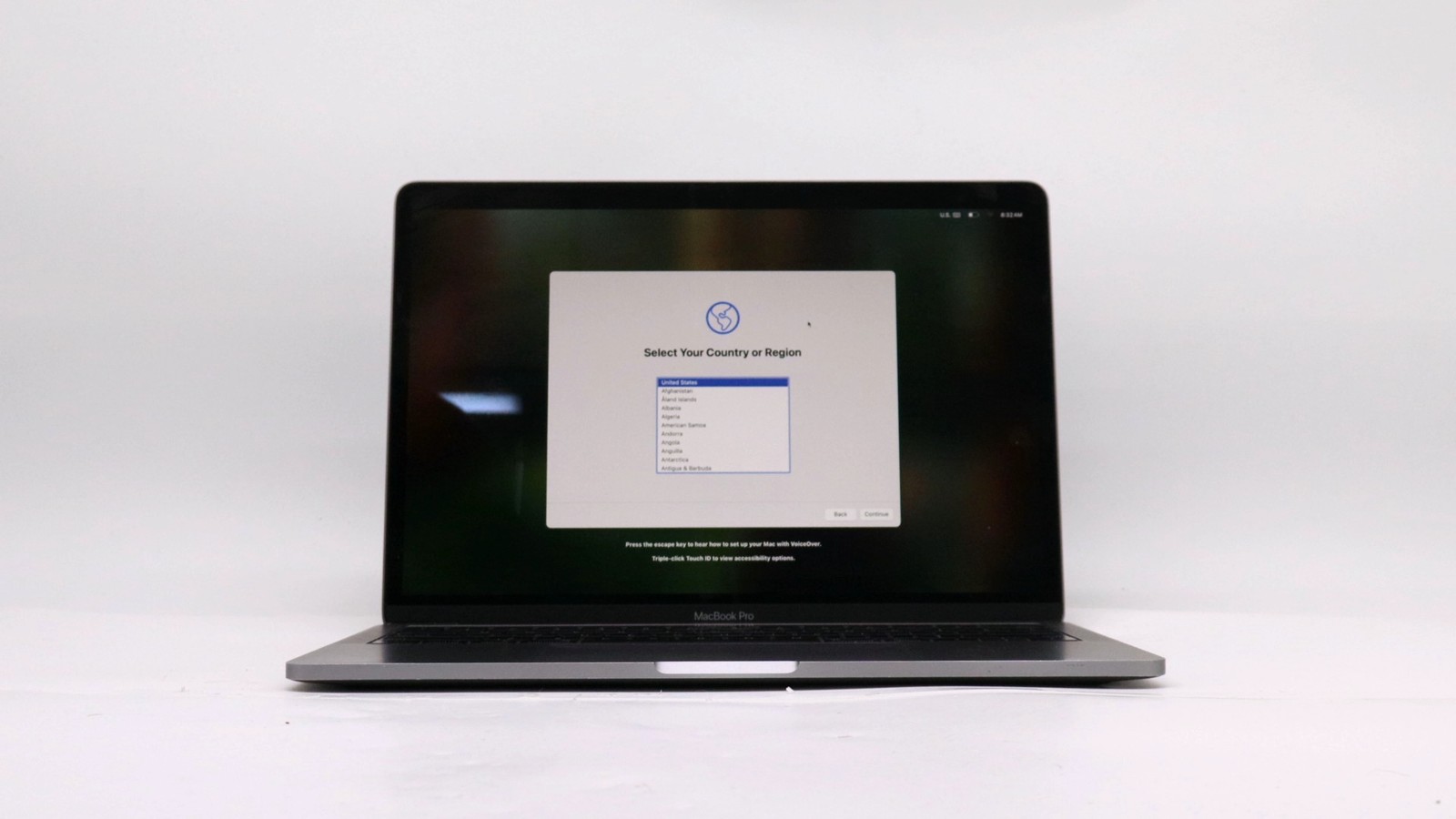 Apple Macbook Pro 13" i5-8279u 16GB 256GB BATTERY ISSUE