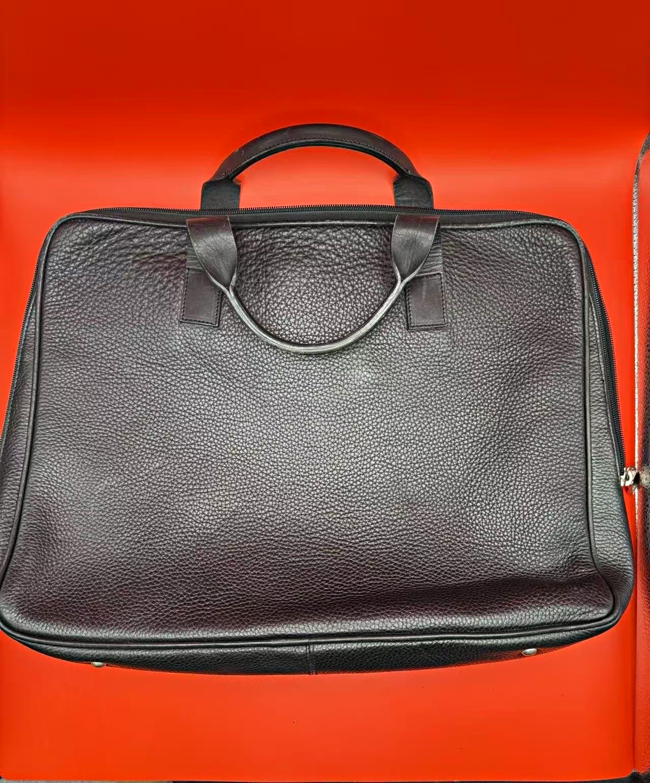 LAZARO Black Leather 16 in Laptop Briefcase Case Padded Solid Zipper Closure