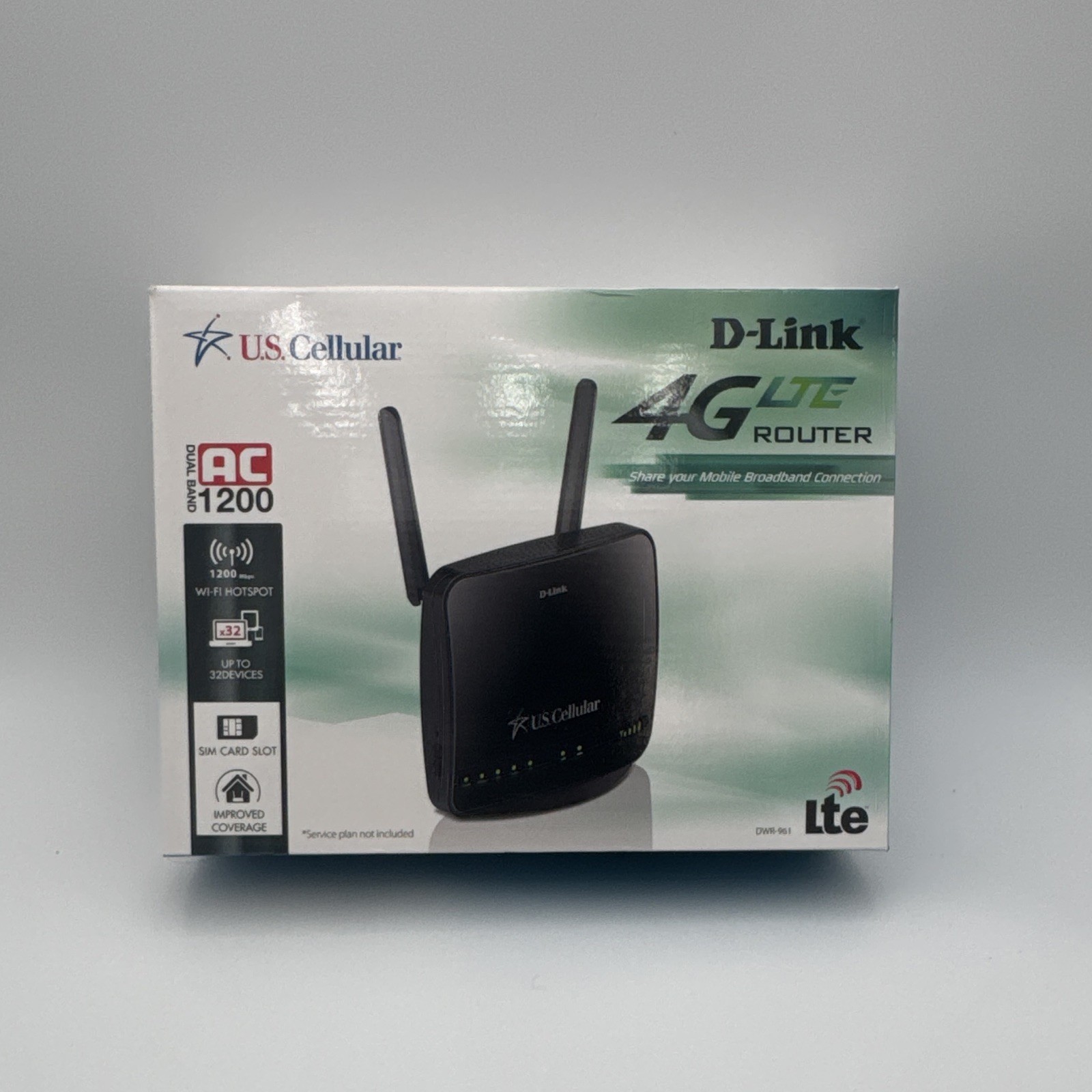 D-Link DWR-961 U.S. Cellular 4G LTE AC1200 Wi-Fi Router SIM Slot Black