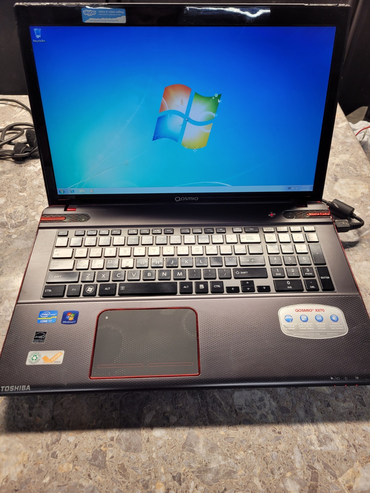 Toshiba Qosmio X870 17.3" Intel Core i7-3610QM 12GB RAM 250GB SSD Win 7 GTX 670M