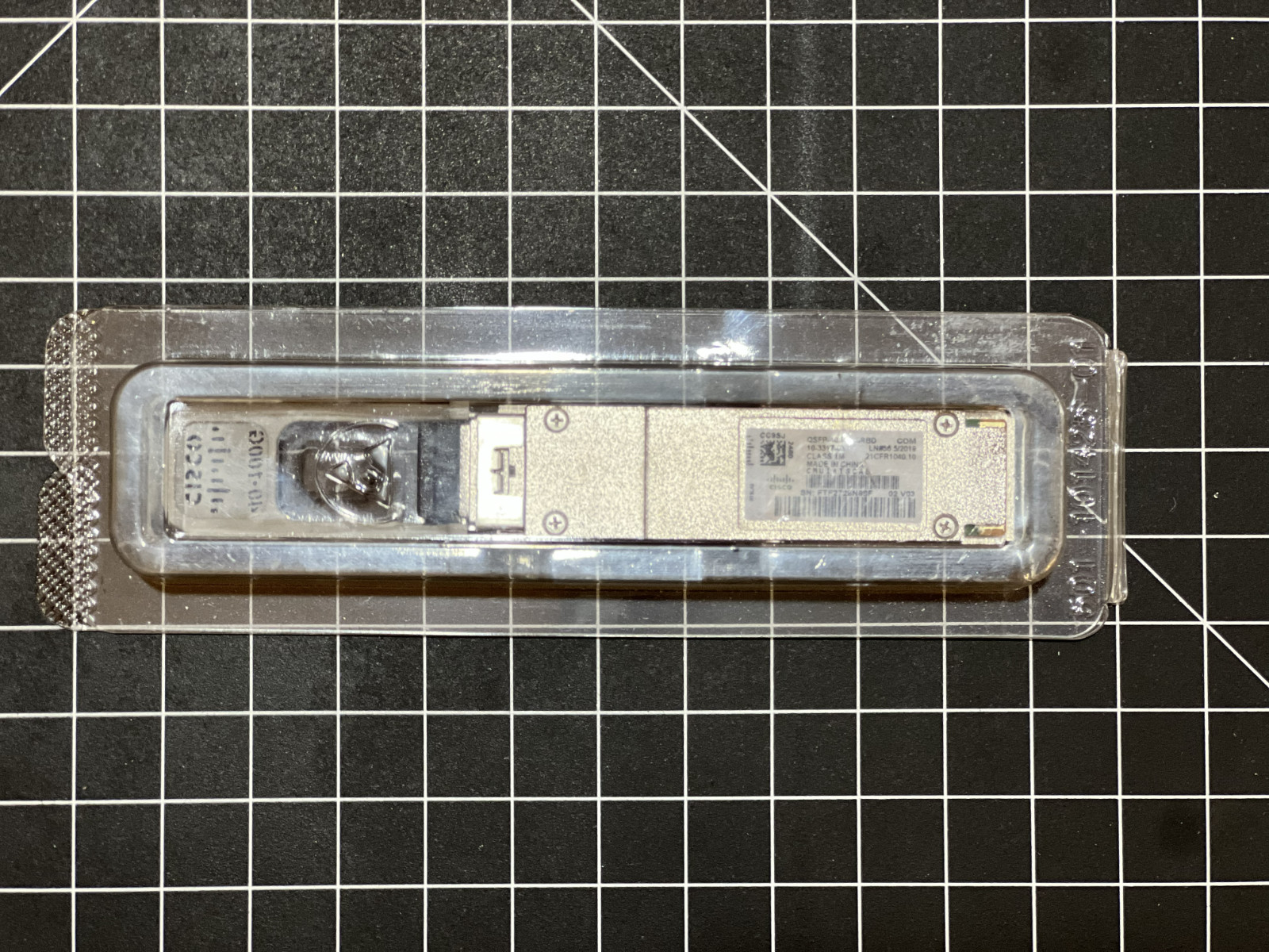 Cisco QSFP-40/100-SRBD 100G/40GBase BiDi 100m LC Transceiver Module W/ Hologram