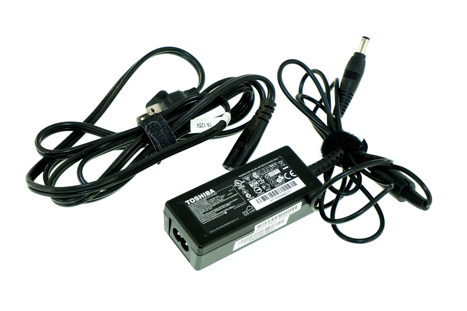 K000072920 PA3743U-1ACA GENUINE TOSHIBA AC ADAPTER 19V NB505 NB505-N508TQ(FD111)