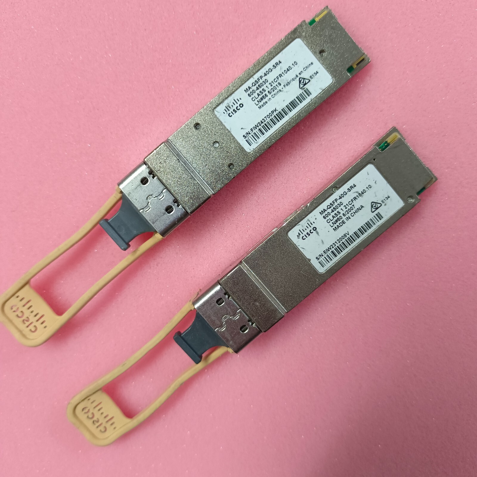 Genuine Cisco MA-QSFP-40G-SR4 600-45030 transceiver Provide test reports