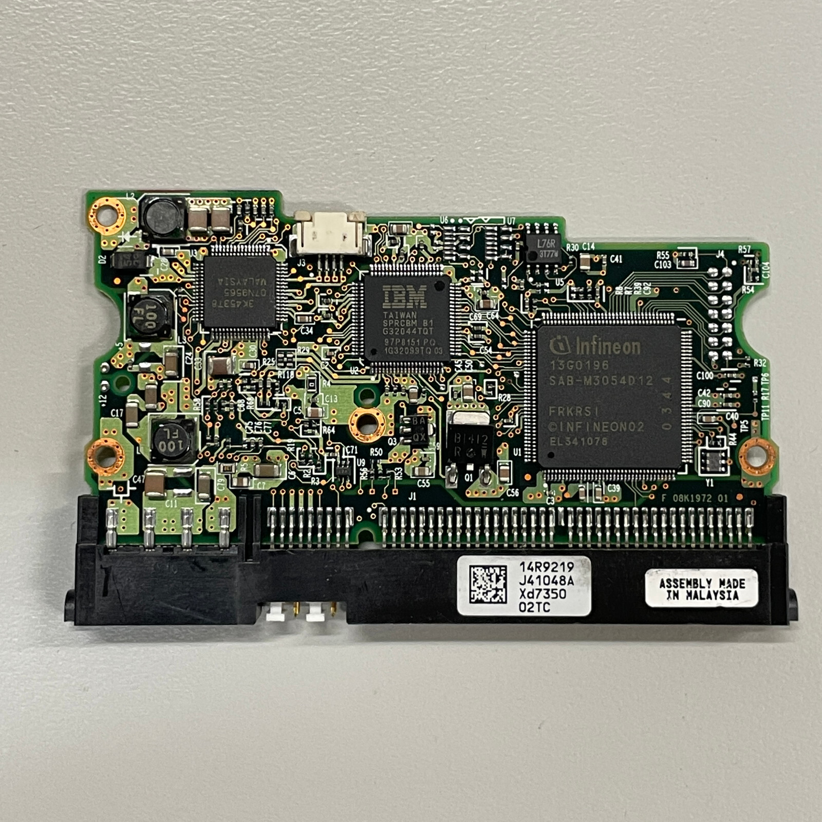Hitachi HDS722525VLAT80 250GB 3.5" IDE ATA/100 HDD PCB Board B 08K1972 14R9219