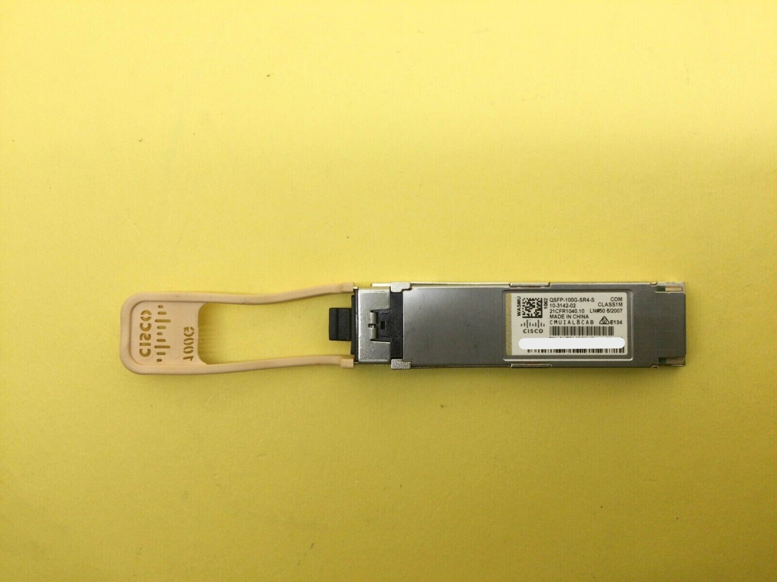 Cisco 100GBASE SR4 QSFP Transceiver MPO-12 100m over OM4 MMF QSFP-100G-SR4-S