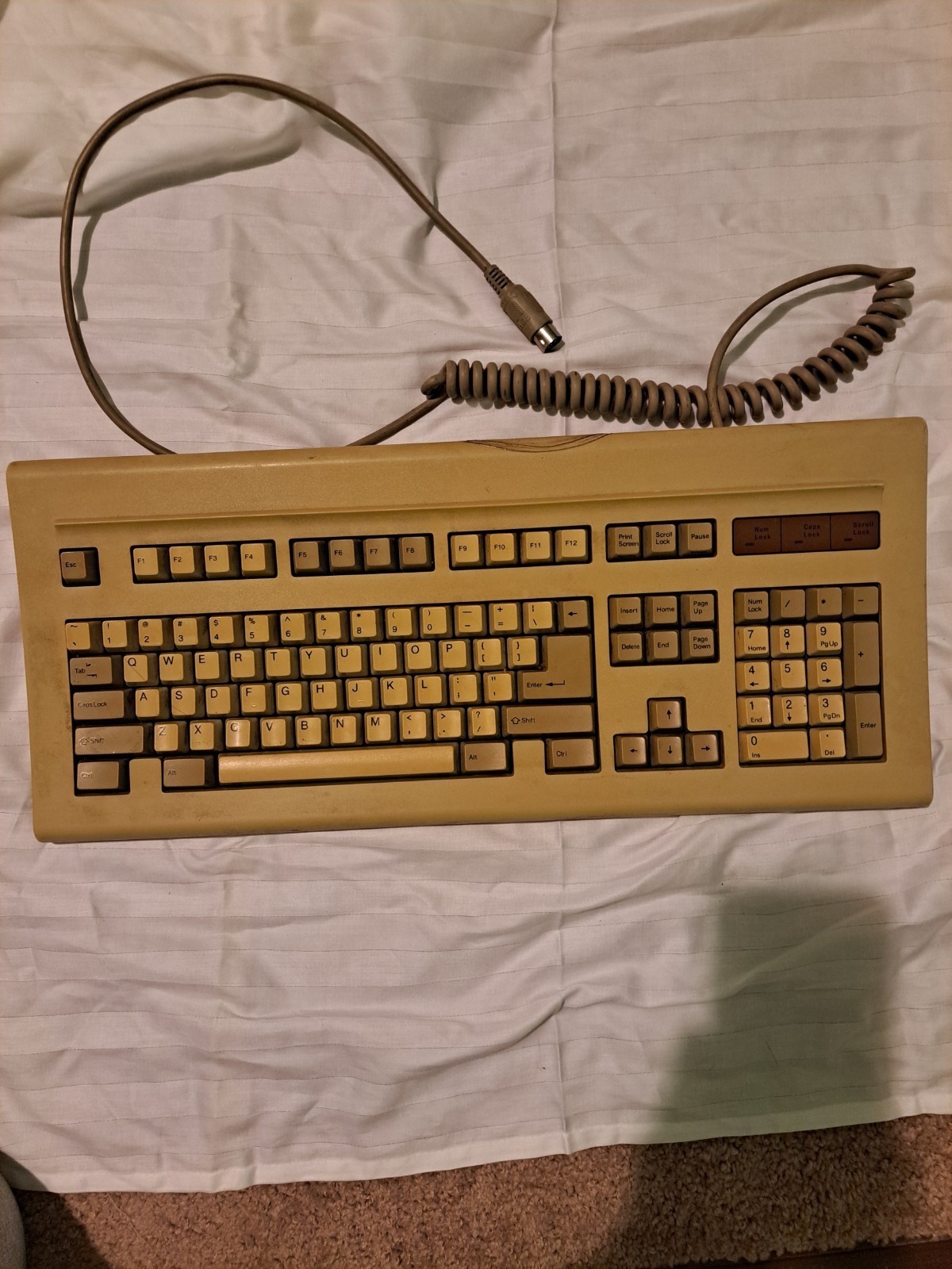 vintage chicony keyboard E8H5IKKB-5161 XT/AT 5 pin DIN AS IS/NOT TESTED