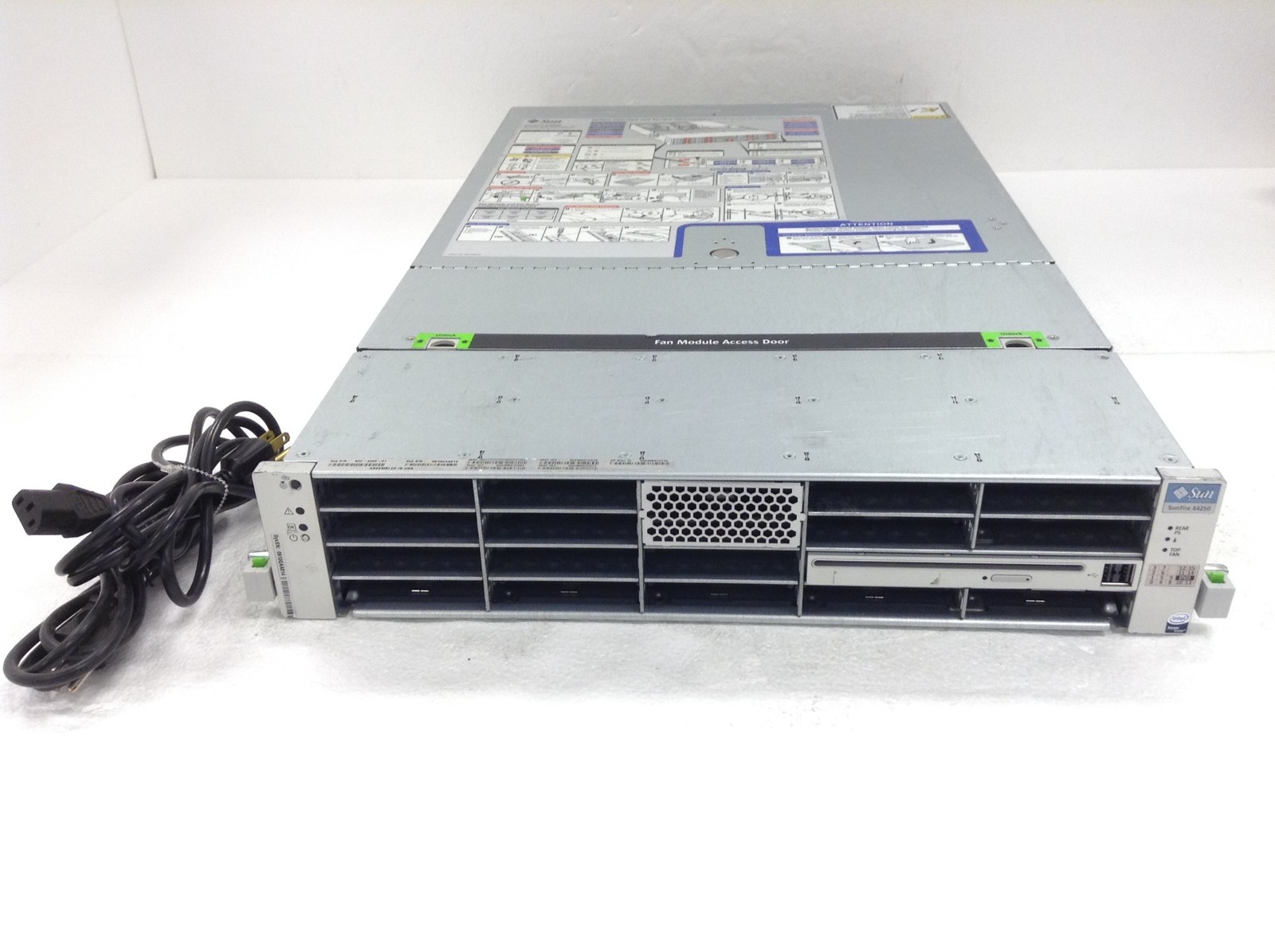 Sun Fire X4250 Server 2×Xeon E5450 3.0GHz 32GB DDR2 QLE2460 RAID 