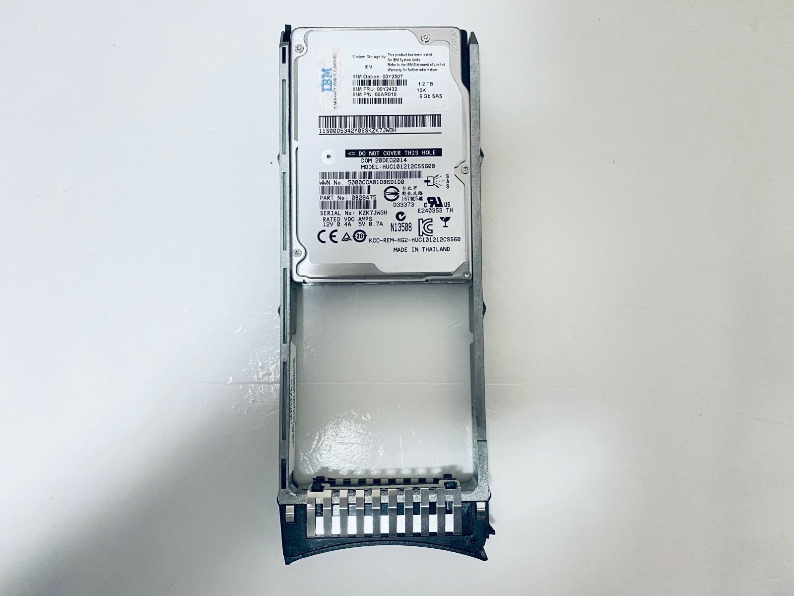 IBM 1.2TB 00Y2432 00Y2507 00MJ149 00AR010 2.5" 1.2TB 10K 6G SAS V3700 Hard Drive