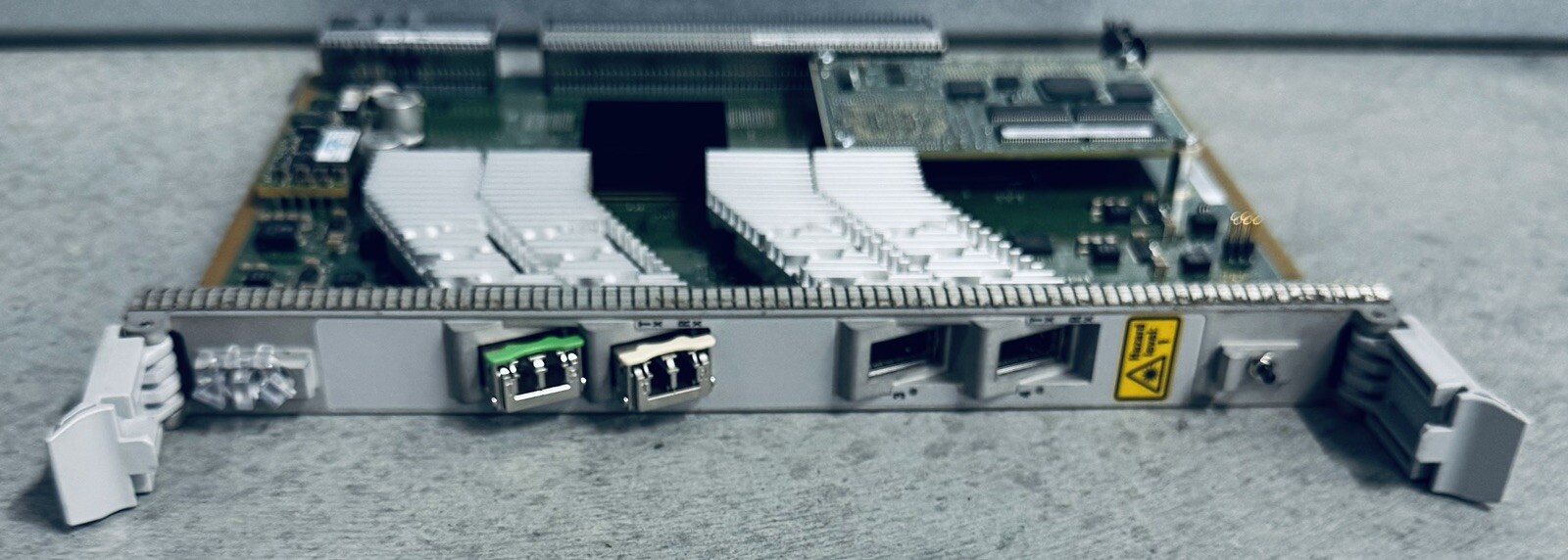 CIENA NTK530PGE5 6500 2x10G OTR 4xXFP Optical Transponder Card Module WOWUAYWKAA