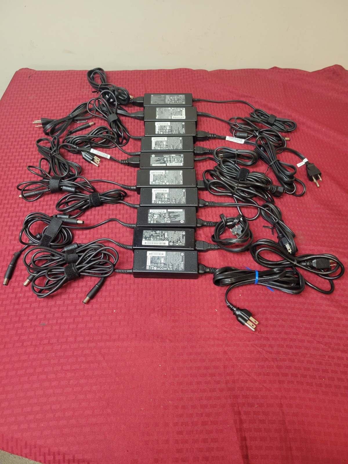 Lot of 10 Genuine HP 90W Laptop AC Adapter  7.4mm large Tip 19.5V 4.62A w/cord