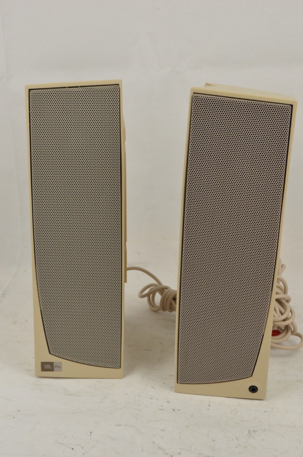 JBL Pro Computer Speakers 100115-001 Beige Multimedia Speaker Pair