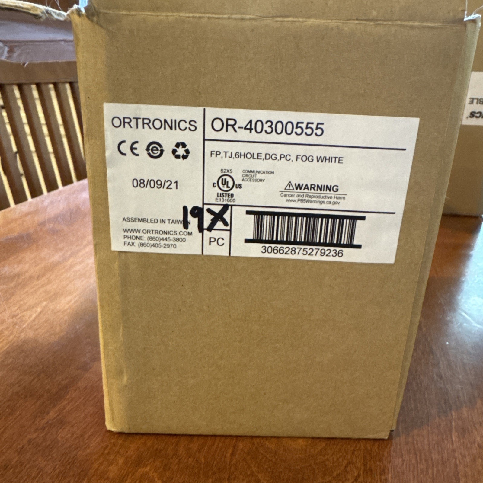 Ortronics OR-40300555 TracJack Faceplate 6Hole Dual Gang Fog White LOT of 19