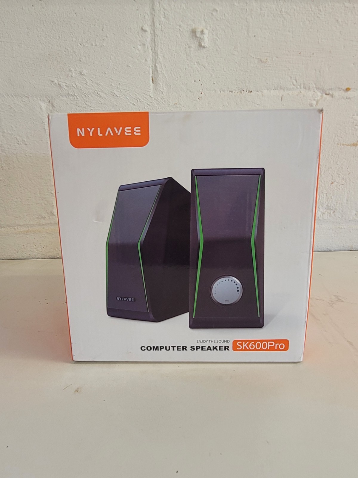 Nylavee SK600Pro Black Wireless Computer Speaker With User Manual